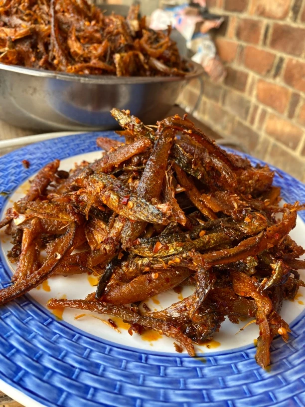 【湘水撕鱼】湖南乡村美食柴火烘干腊刁子鱼