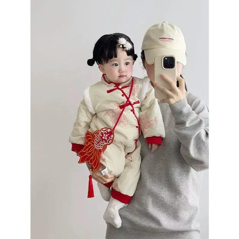 新款婴儿连体衣冬季新中式加绒宝宝冬夹棉衣服满月百天婴幼儿冬装