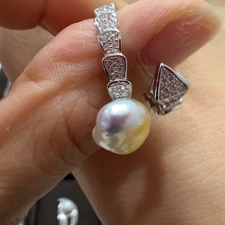 银S925镶嵌海水珍珠戒指