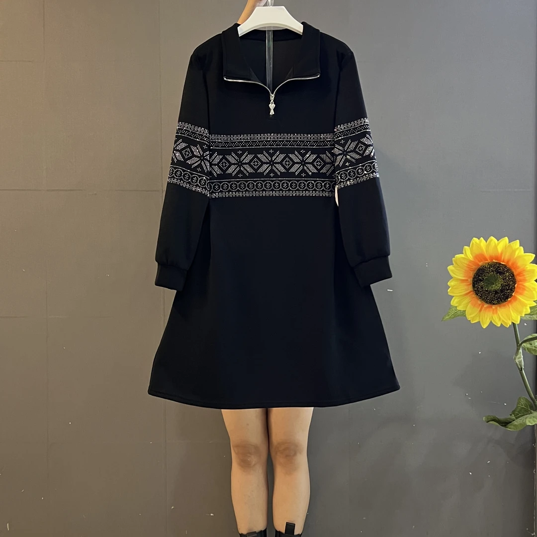 早秋新款时尚宽松显瘦重工烫钻休闲百搭卫衣裙