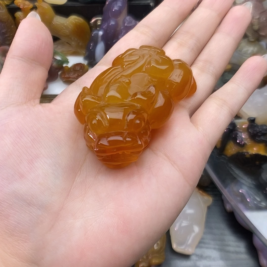 你***呀玛瑙/玉髓未镶嵌颈饰