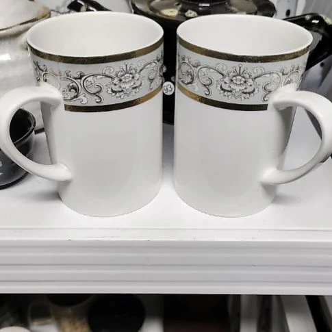 瓷片瓷器，各种摆件，瓷片，