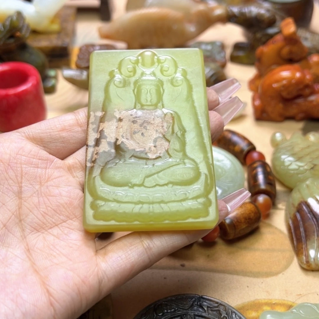 【闪购商品】蛇纹石玉颈饰未镶嵌