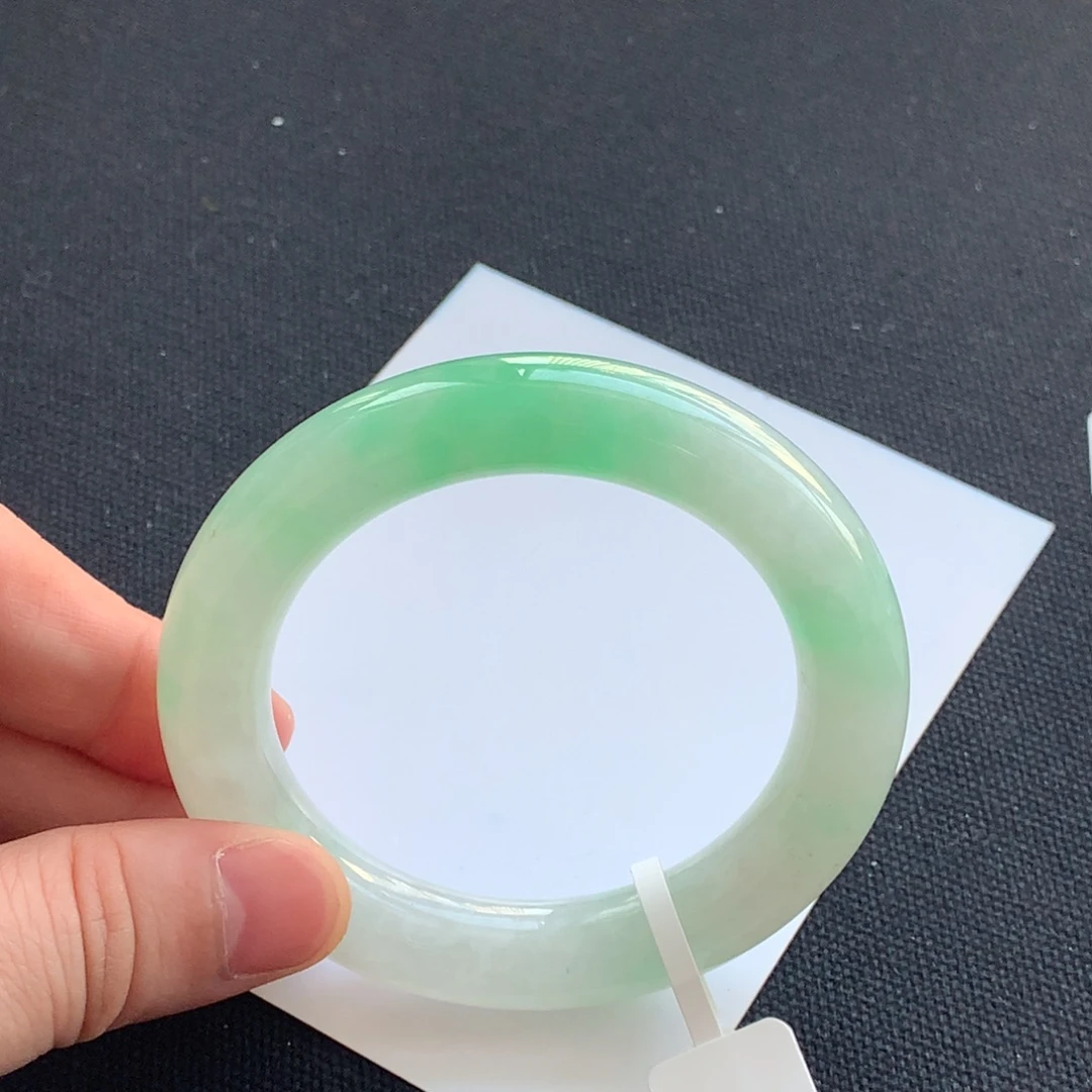 翡翠未镶嵌手镯93号