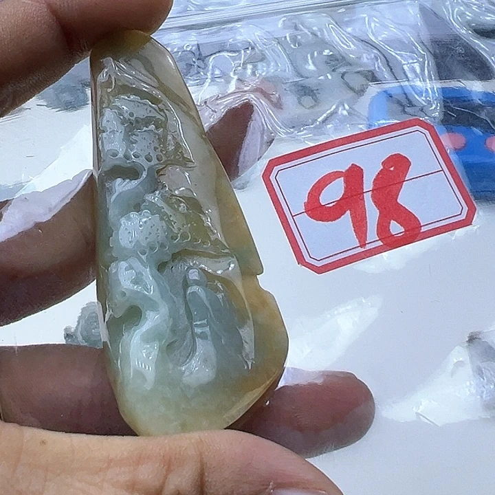 翡翠颈饰未镶嵌天然缅甸翡翠吊坠