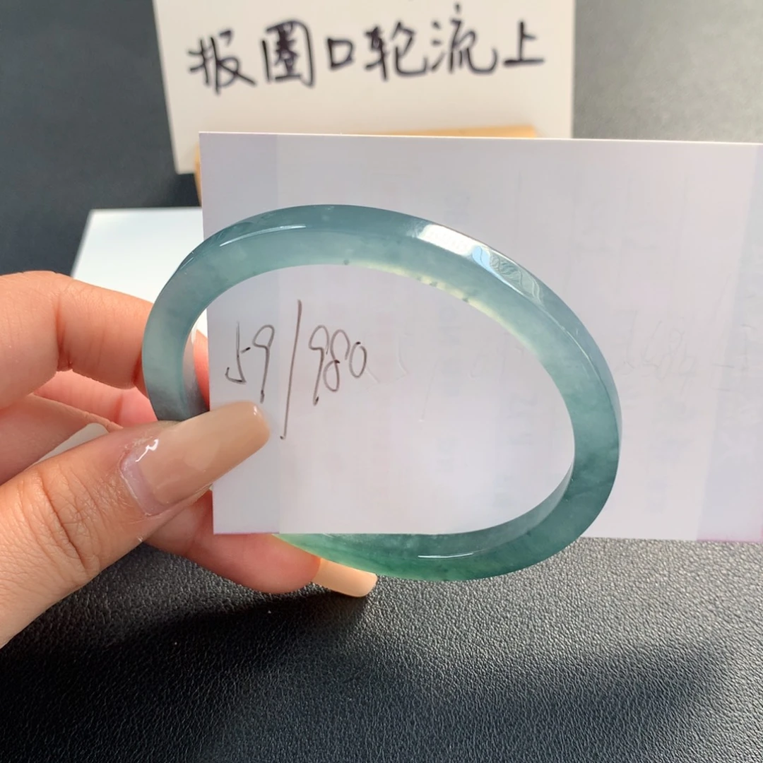 翡翠未镶嵌手镯天然翡翠