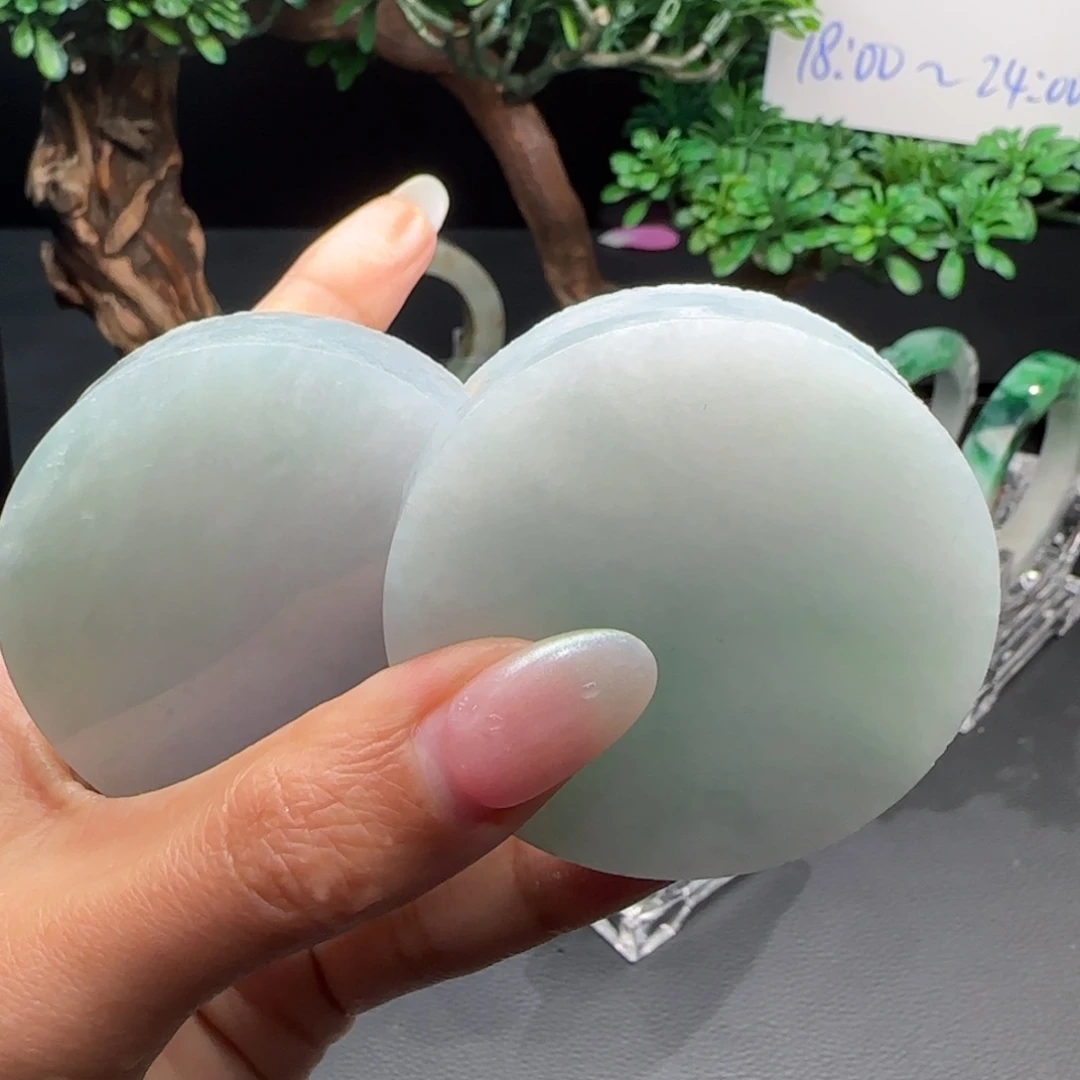 定制翡翠未镶嵌资****场