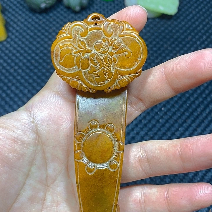 未镶嵌和田玉挂件