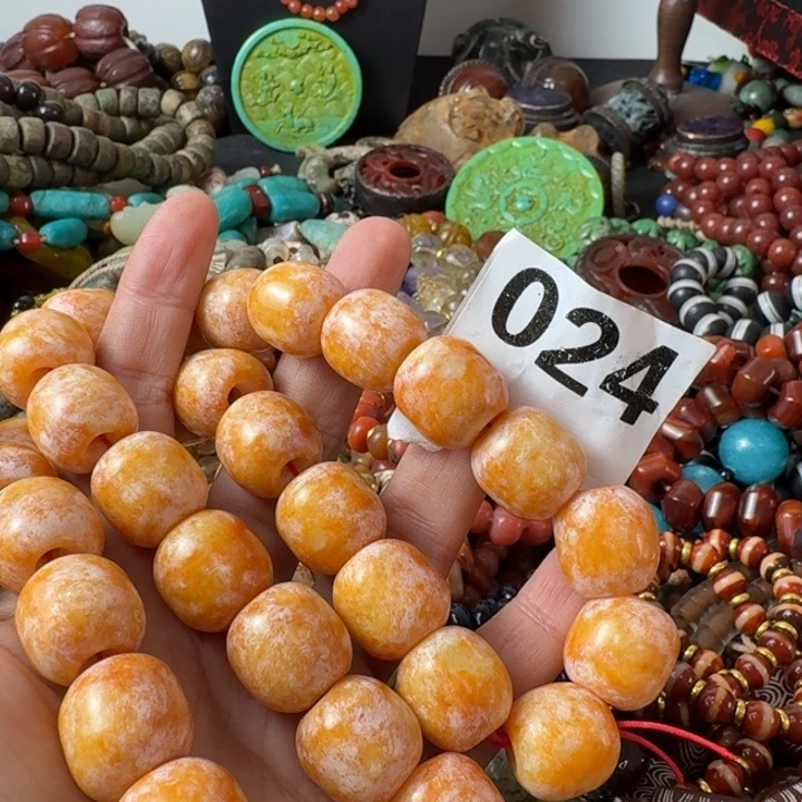 二***爷玛瑙/玉髓未镶嵌颈饰