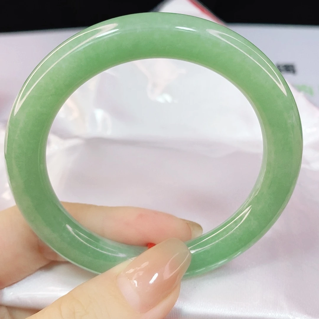 翡翠手镯未镶嵌53.8