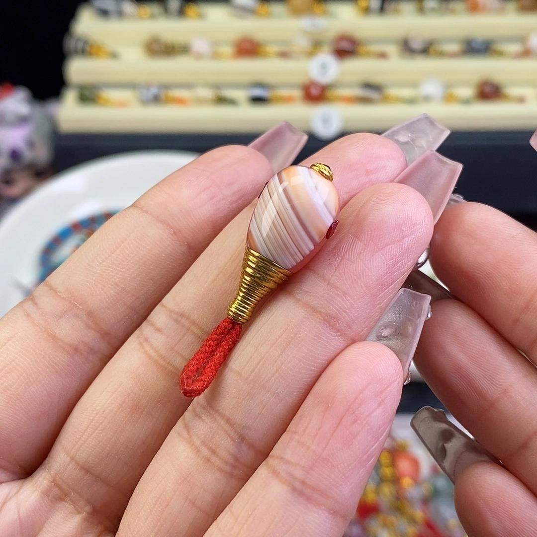 玛瑙/玉髓18K金镶嵌颈饰对孔11+