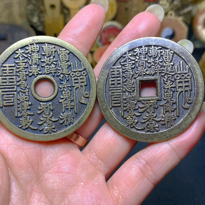 铜现代工艺品翻砂铸造山鬼两枚
