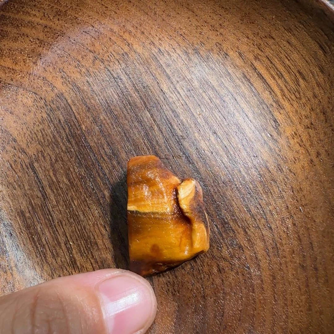 裸石琥珀未镶嵌孙*然专属定制