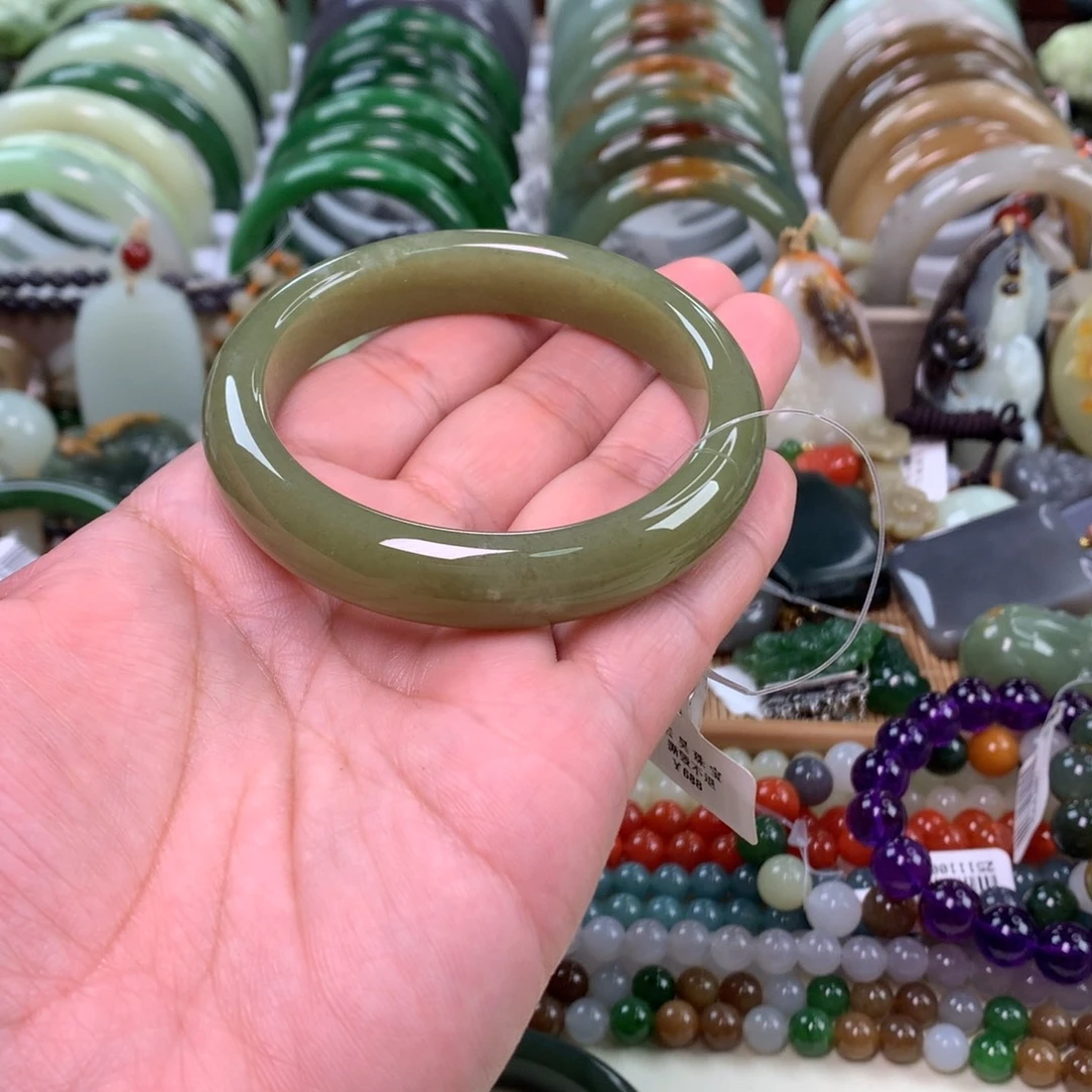 和田玉未镶嵌手镯55口径