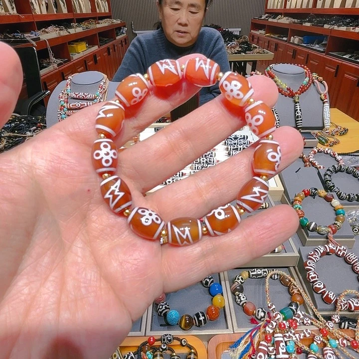 未镶嵌玛瑙/玉髓珠宝奇石