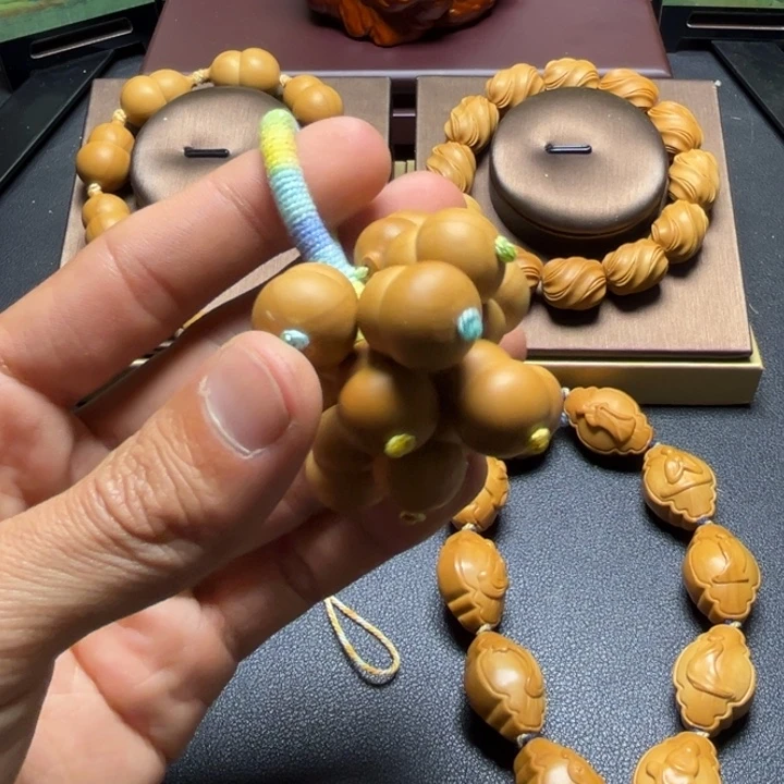 橄榄核手串/手链橄榄核雕葡萄串