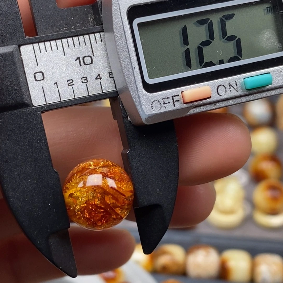 琥珀未镶嵌耳饰圆珠