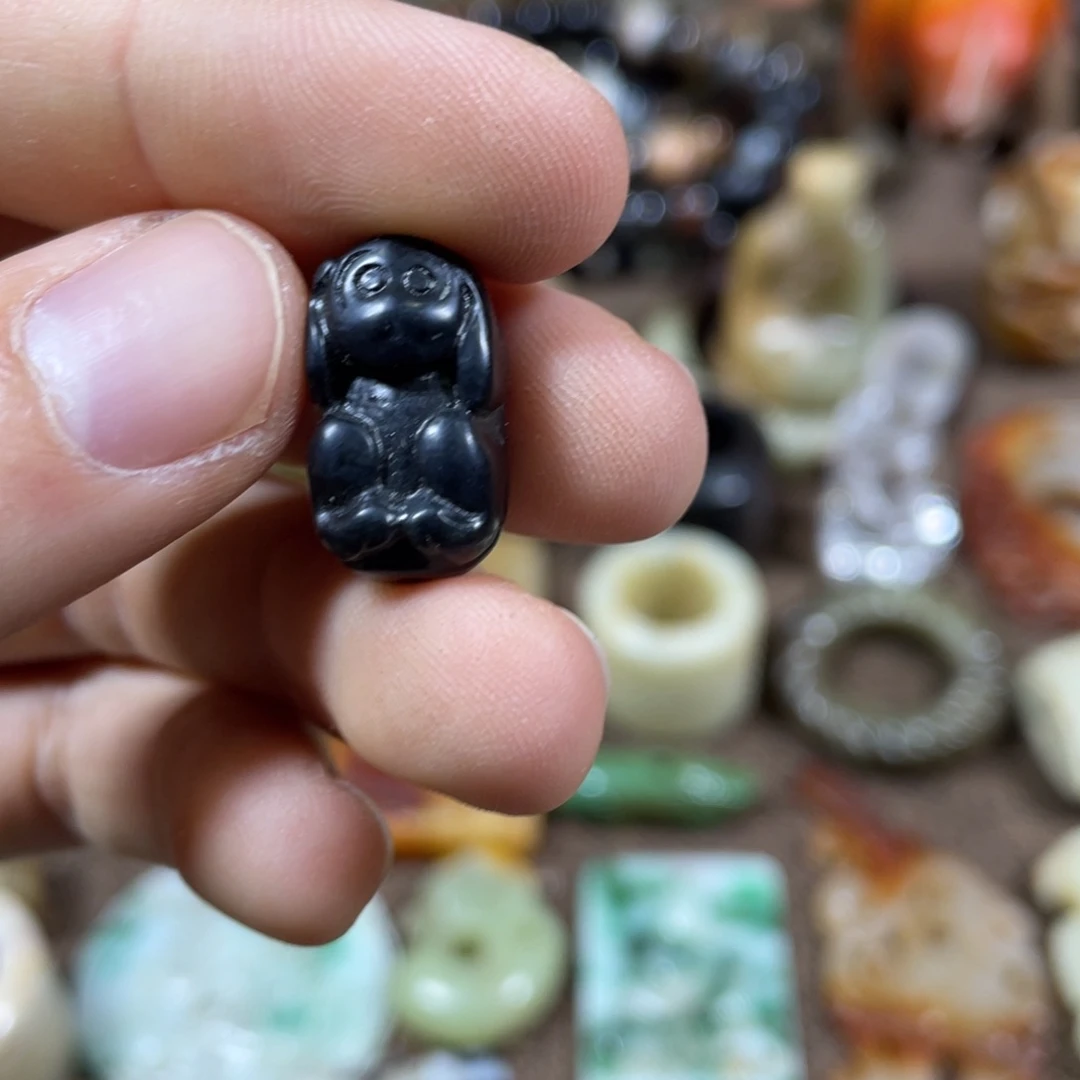 和田玉未镶嵌吊坠(不含链)