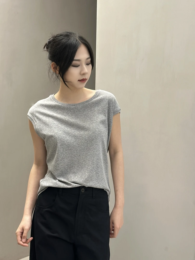 圆领强捻棉无袖夏季修身打底背心针织上衣