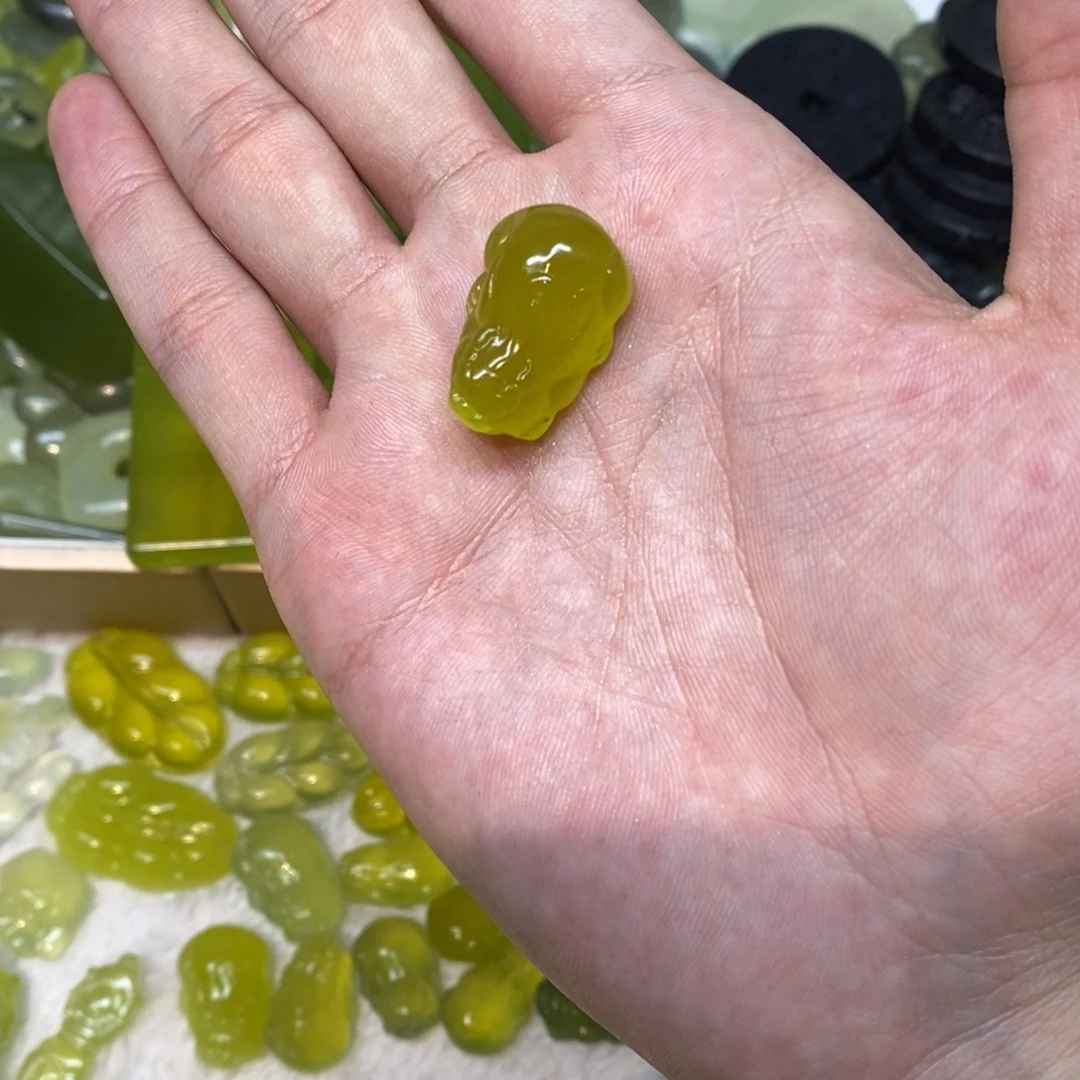 岫玉未镶嵌吊坠(不含链)