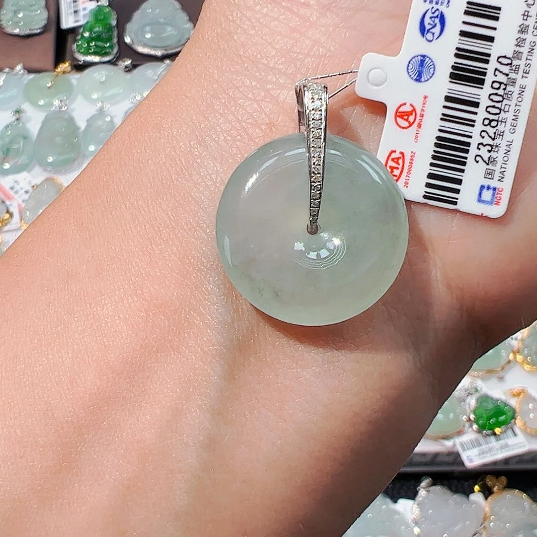 吊坠(不含链)18K金镶嵌翡翠平安扣