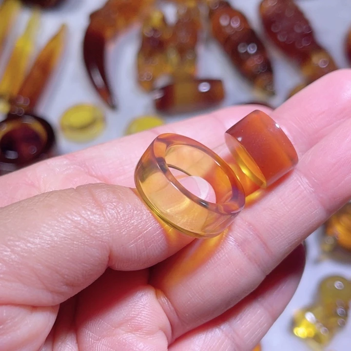 裸石琥珀未镶嵌天然缅甸琥珀内径16.6mm