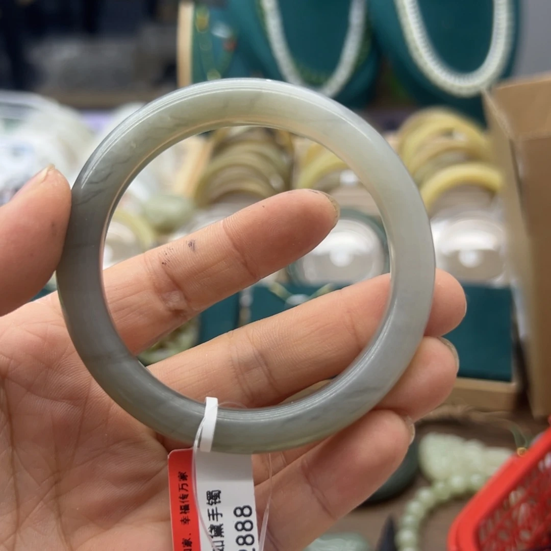 和田玉手镯未镶嵌56圈围9316