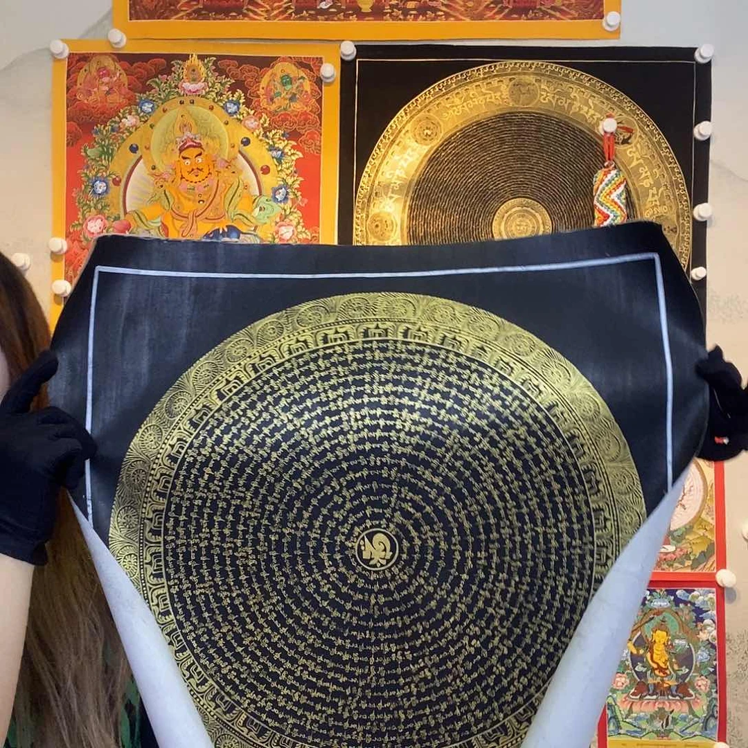 卷轴画纯手绘唐卡六字真言50厘米左右