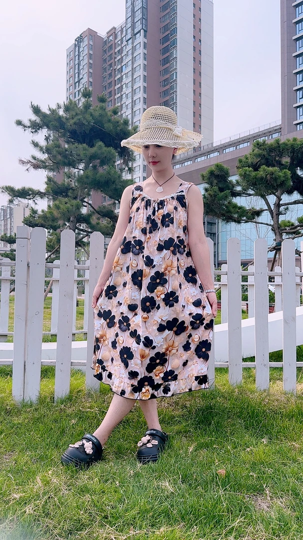 人棉棉绸高档显瘦宽松吊带睡裙