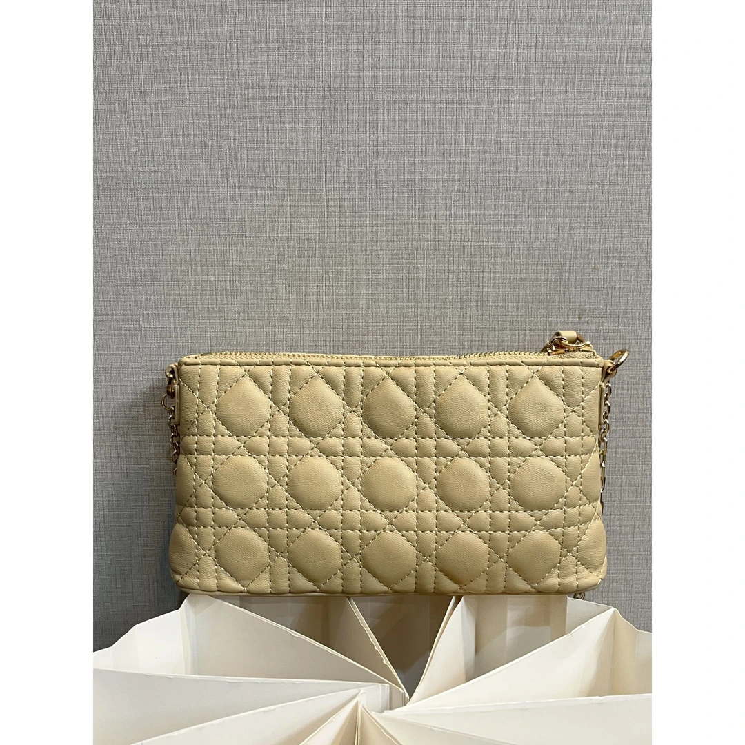 TOLEX2025新款手工时尚百搭五格真皮奶杏色女包
