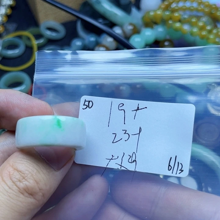 广***进翡翠戒指未镶嵌翡翠