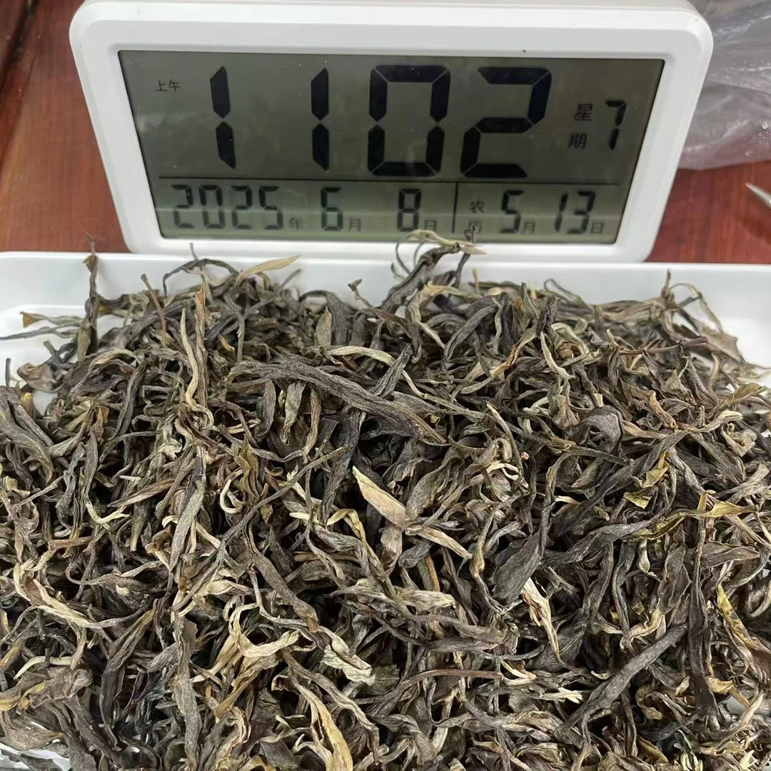 云南姑娘的茶  2024龙潭箐 100克/散茶 云南普洱茶生茶