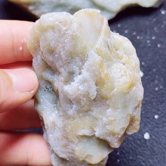 和田玉（糖玉）未镶嵌珠宝半成品