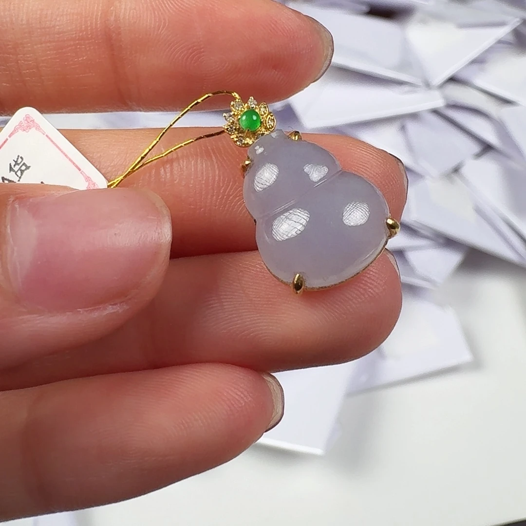 翡翠18K金镶嵌颈饰11