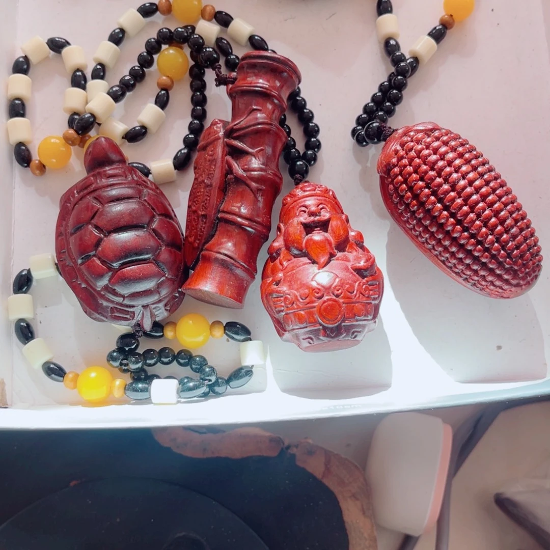 小***）香榧木瑕疵手把4个