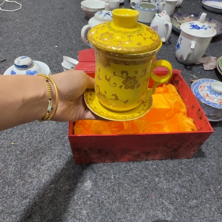 景德镇的陶瓷瓷器