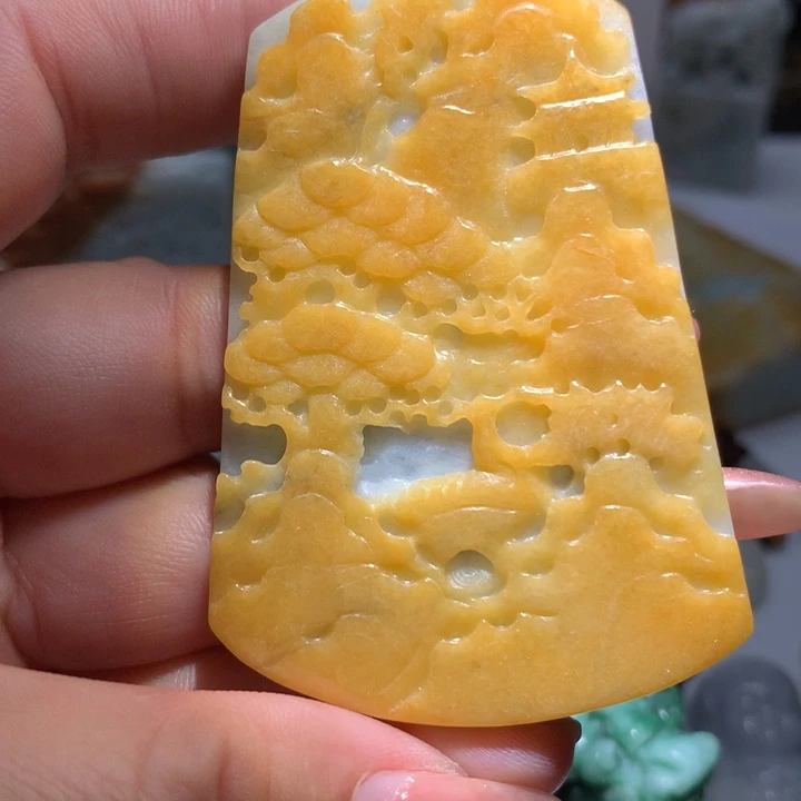 翡翠未镶嵌颈饰保真天然A货翡翠