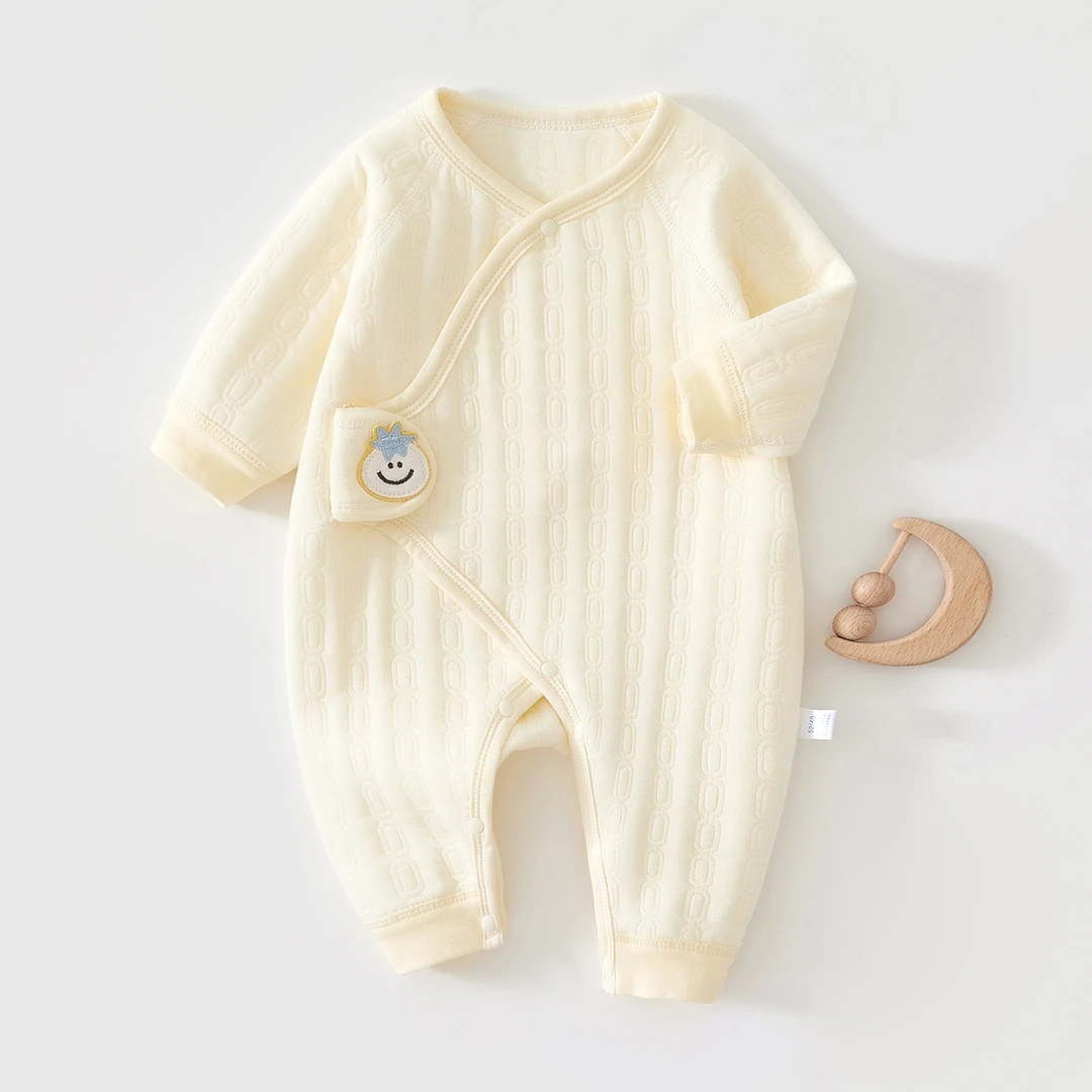 新生婴儿衣服秋冬款宝宝夹棉和尚服连体衣保暖蝴蝶衣贴身睡衣爬服