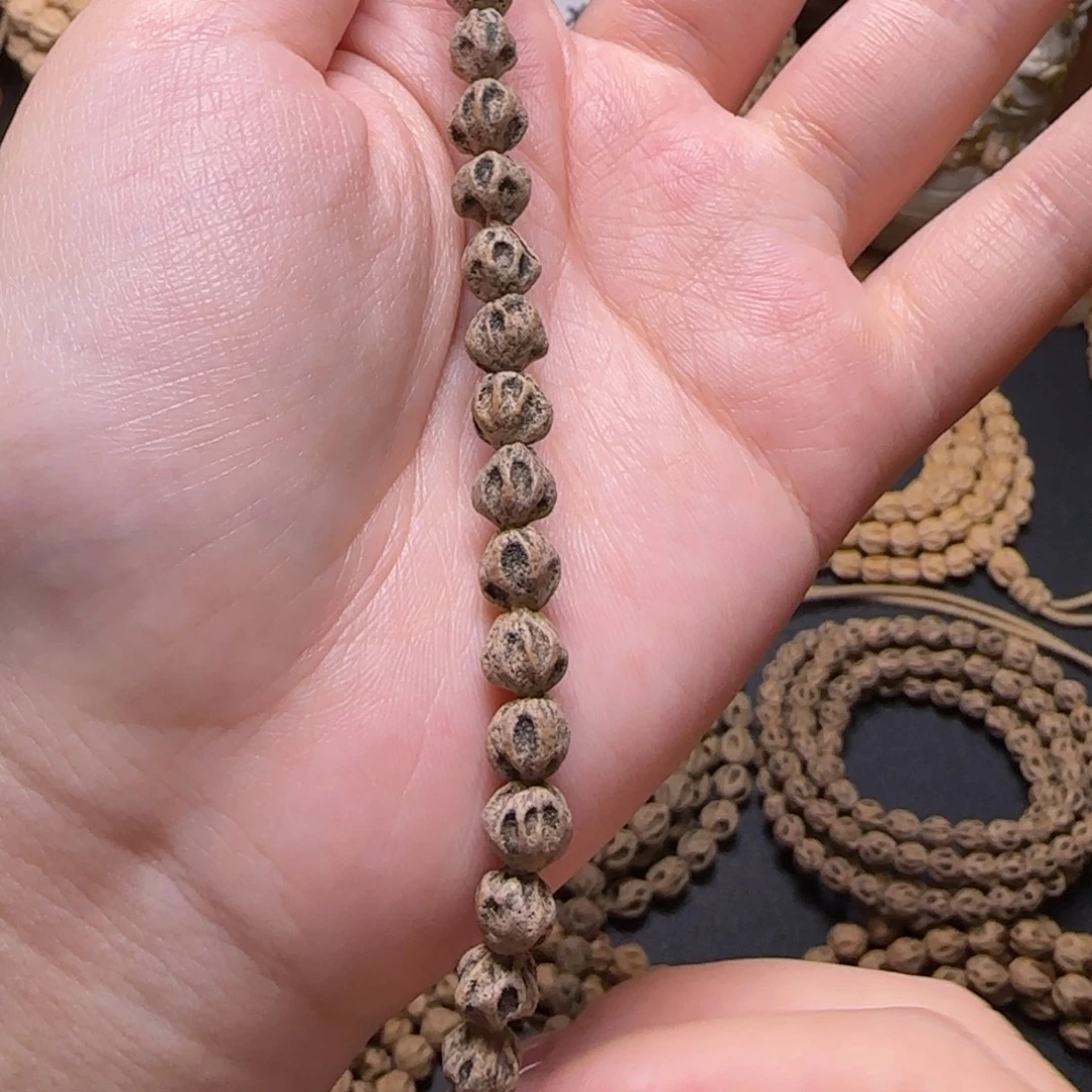 三***王吊坠柏香籽/百香籽