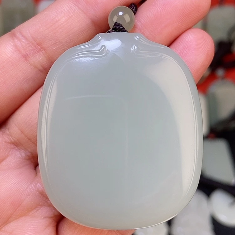 【闪购商品】颈饰未镶嵌和田玉