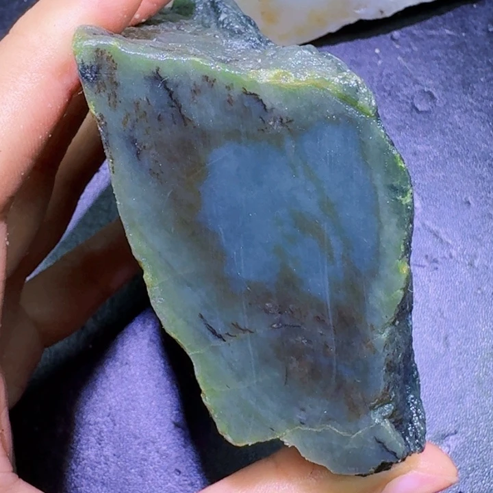 未镶嵌和田玉（糖玉）珠宝半成品