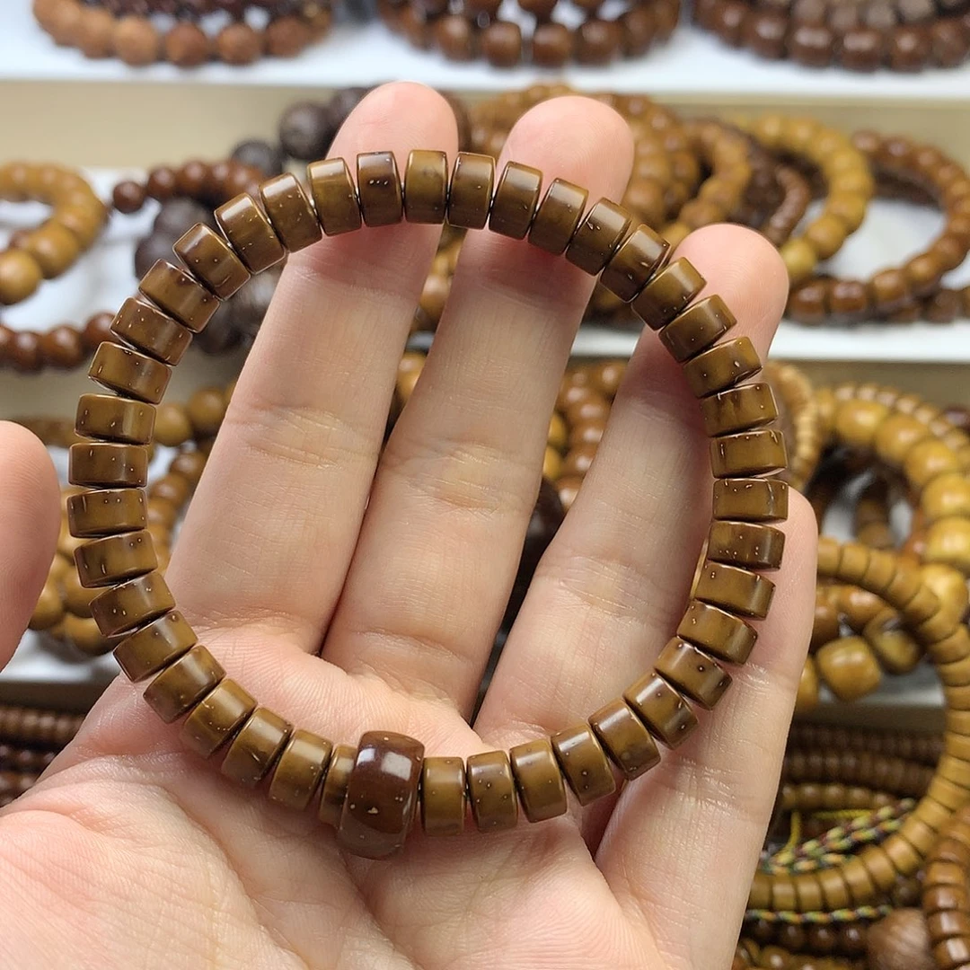 【闪购商品】紫金鼠手串李*书8*5…………..