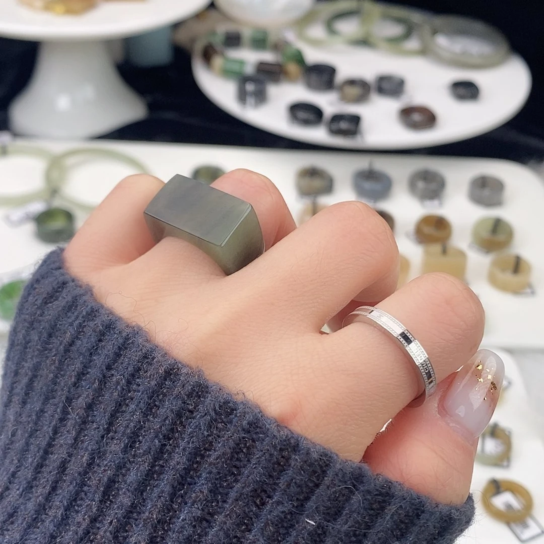 和田玉（糖玉）未镶嵌戒指G87绿底青花马鞍16.8