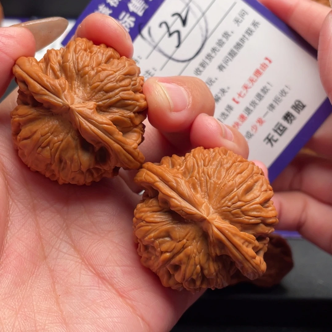 把件文玩核桃白狮43