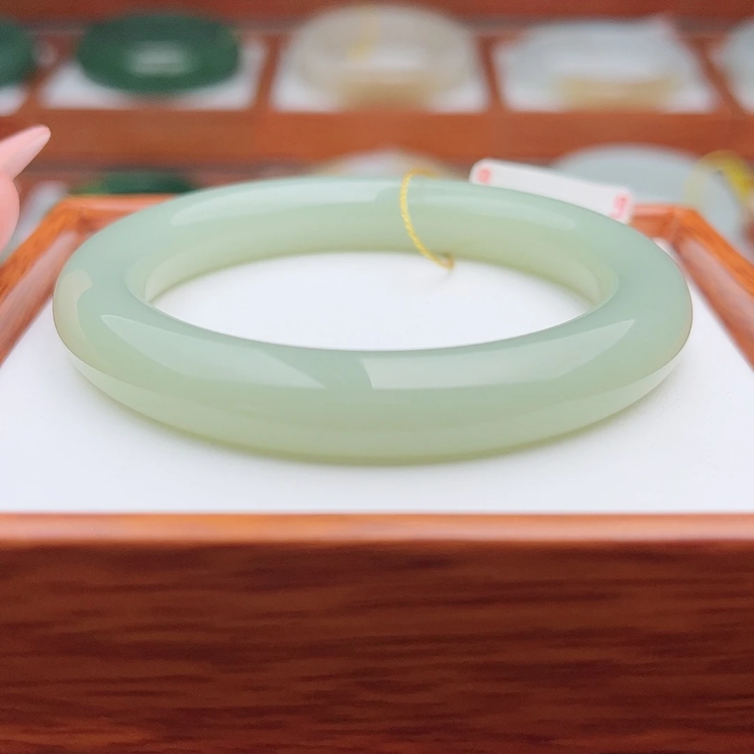 和田玉未镶嵌手镯53.6