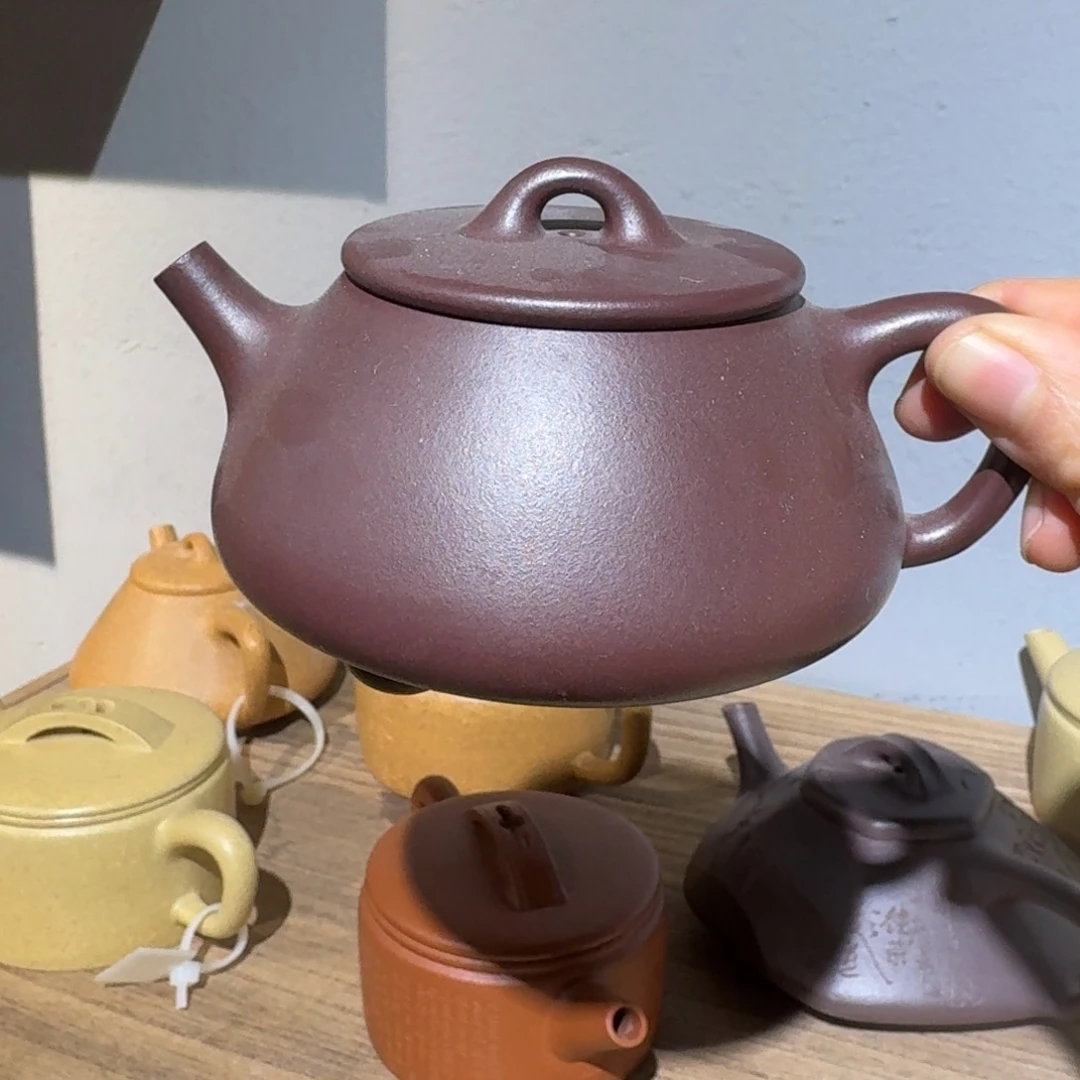 段泥茶壶龙血砂200毫升左右