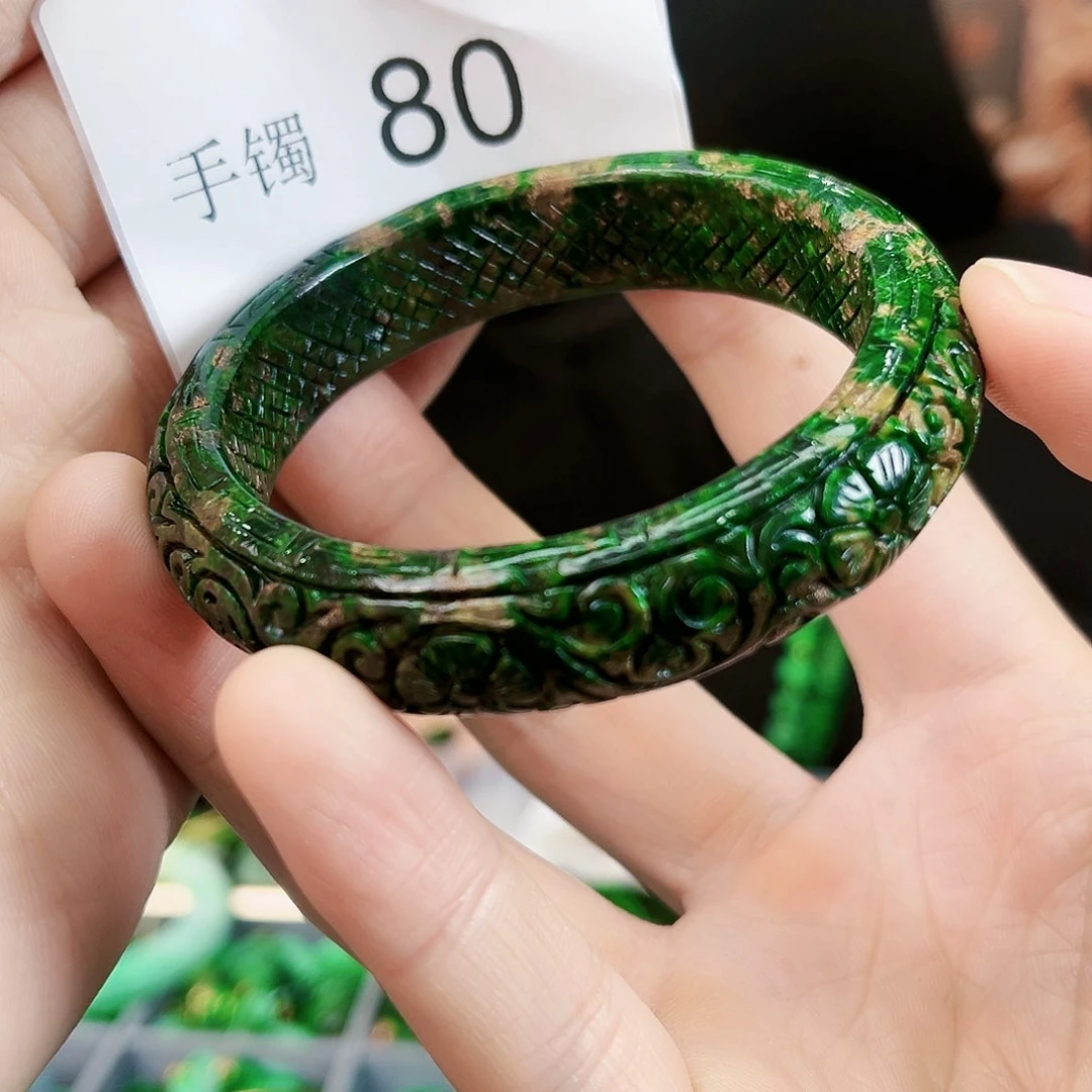 翡翠手镯未镶嵌手镯56.7