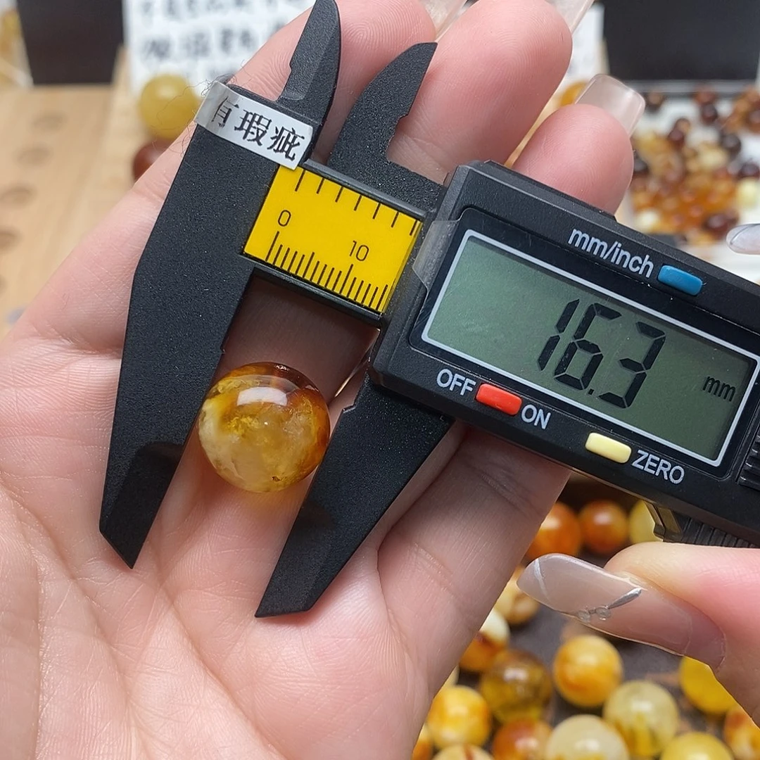 蜜蜡未镶嵌裸石蜜蜡1028