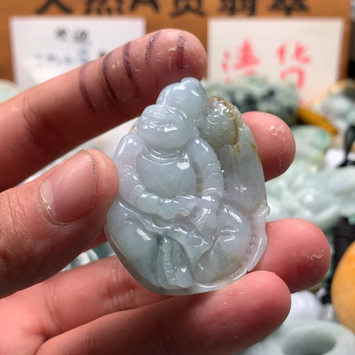 翡翠未镶嵌颈饰保真天然a货翡翠