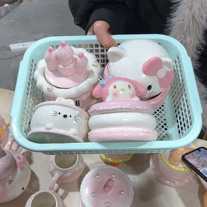 紫砂茶叶罐这么多人